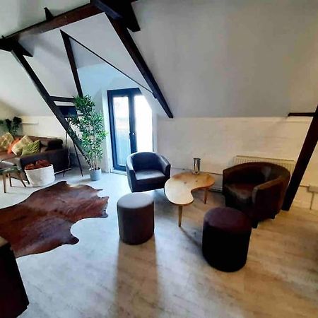 Lovely 1-Bedroom Serviced Apartment In Deal, Kent Esterno foto